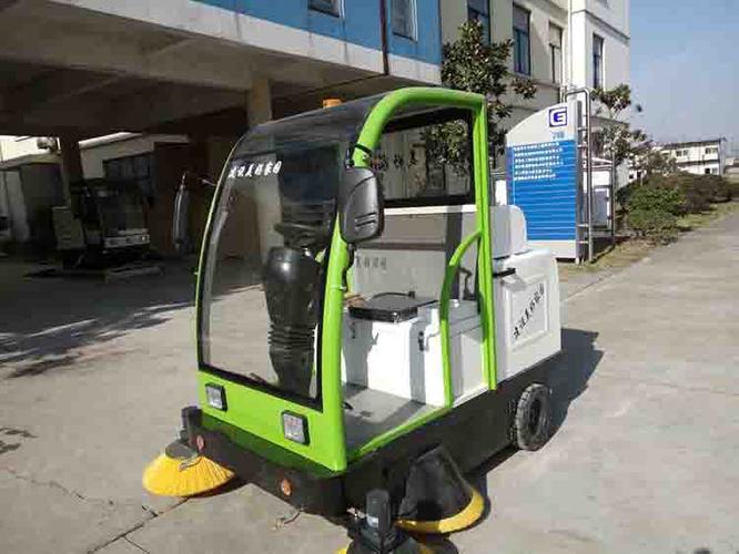 掃地車-清掃車價格-物業工廠掃地車-蘇州因沃曼特環保科技